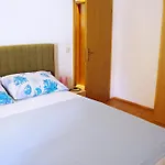 Apartment Vlatka *