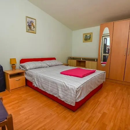 Apartament Vlatka *